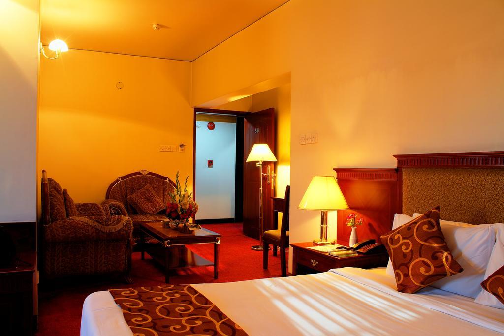 Hotel Bon Vivant Daca Quarto foto